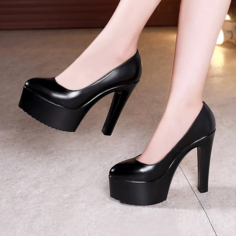 Buty na platformie Plus Size 3 – Home Office Makeover recenzja i cena